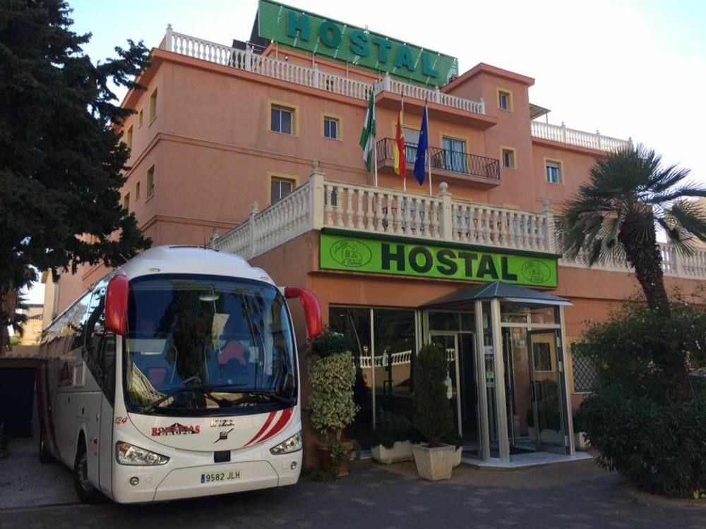 Hostal La Casa De Enfrente Малага Екстер'єр фото